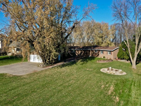 1720 48th Avenue NE, Willmar, MN 56201