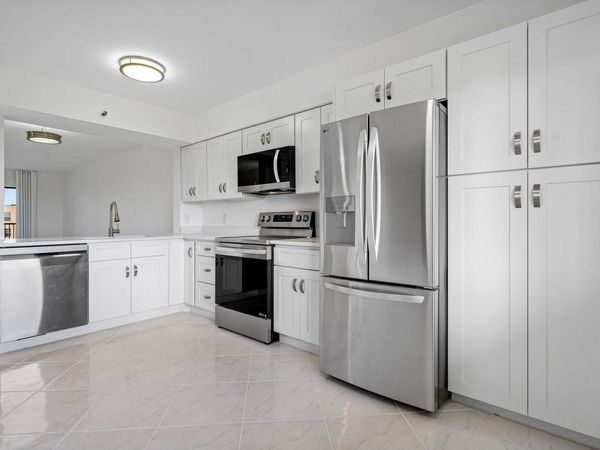 14475 Strathmore Lane, Unit 707, Delray Beach, FL 33446