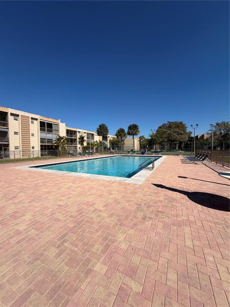 8401 SW 107th Ave, Unit 129E, Miami, FL 33173 Photo