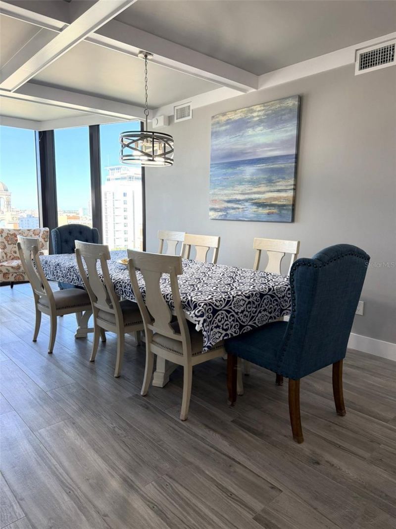 1 Beach Drive Se, Unit 1310, Saint Petersburg, FL 33701 Photo