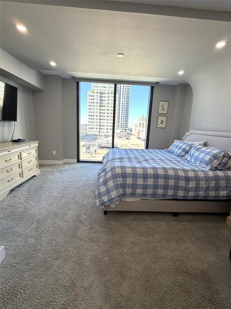 1 Beach Drive Se, Unit 1310, Saint Petersburg, FL 33701 Photo