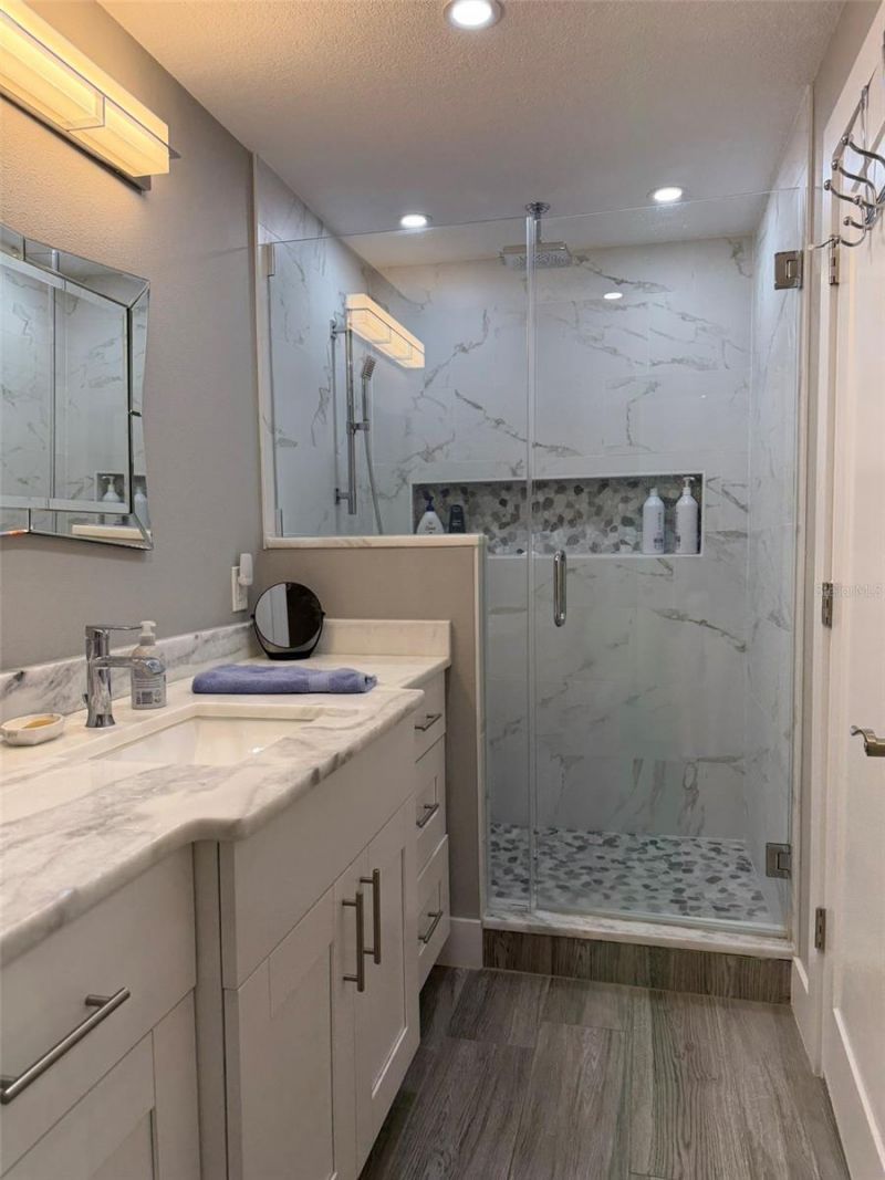 1 Beach Drive Se, Unit 1310, Saint Petersburg, FL 33701 Photo