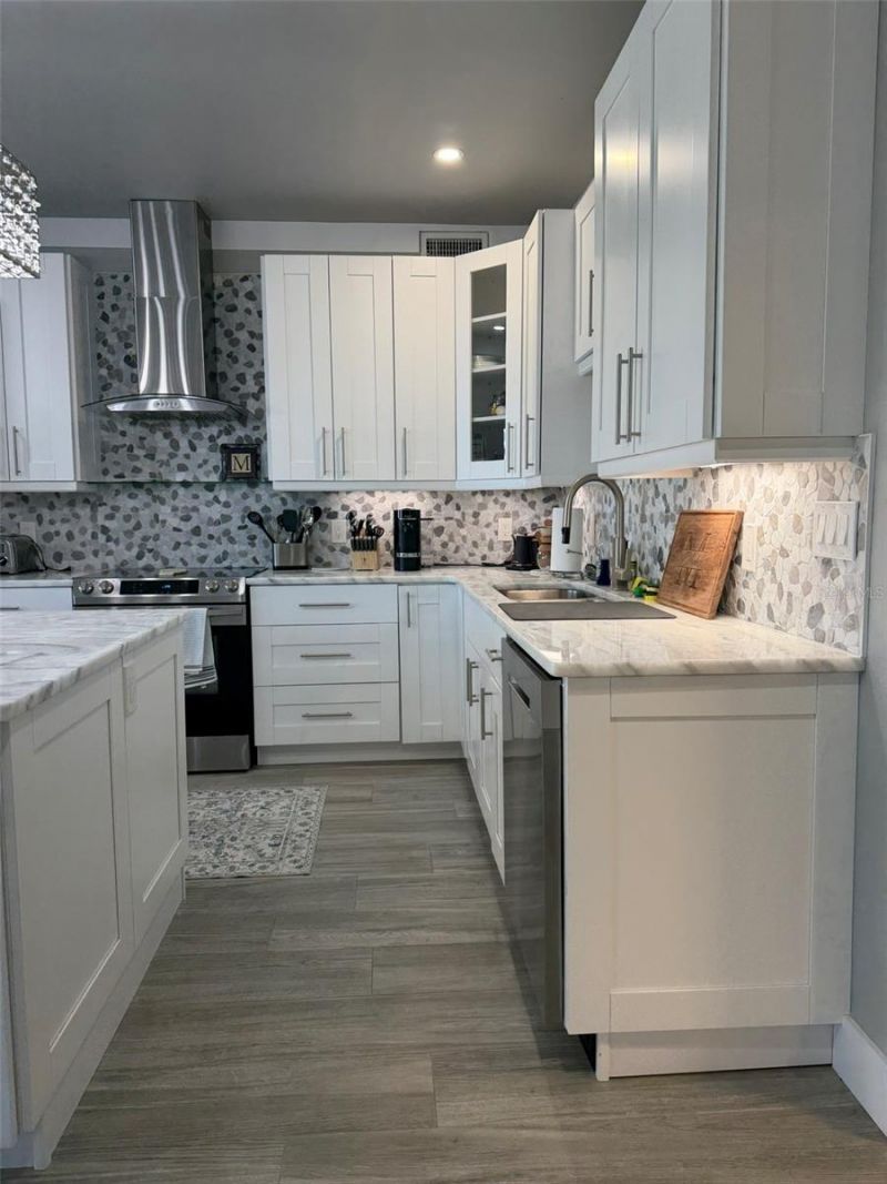 1 Beach Drive Se, Unit 1310, Saint Petersburg, FL 33701 Photo