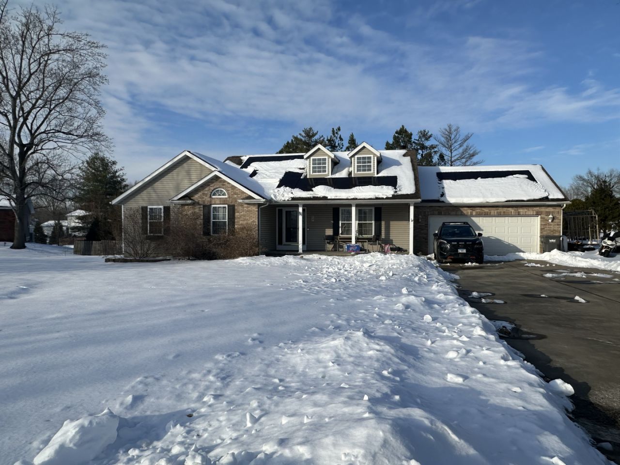 502 Canary Lane, Carterville, IL 62918 Main Photo