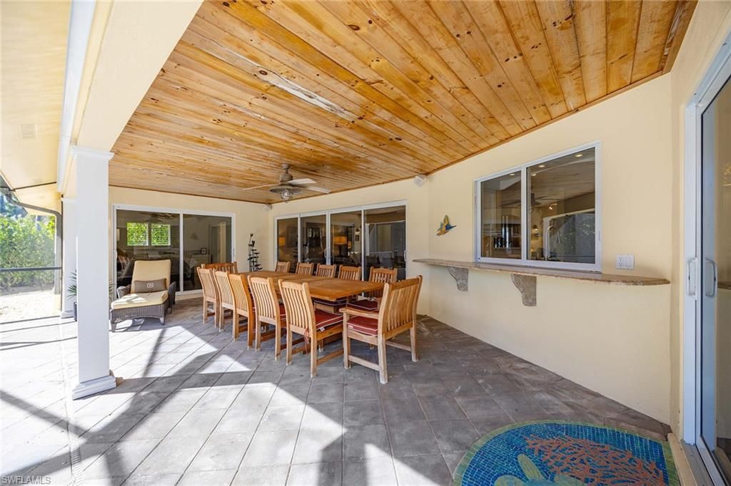 688 Parkview Ln, Naples, FL 34103 Photo