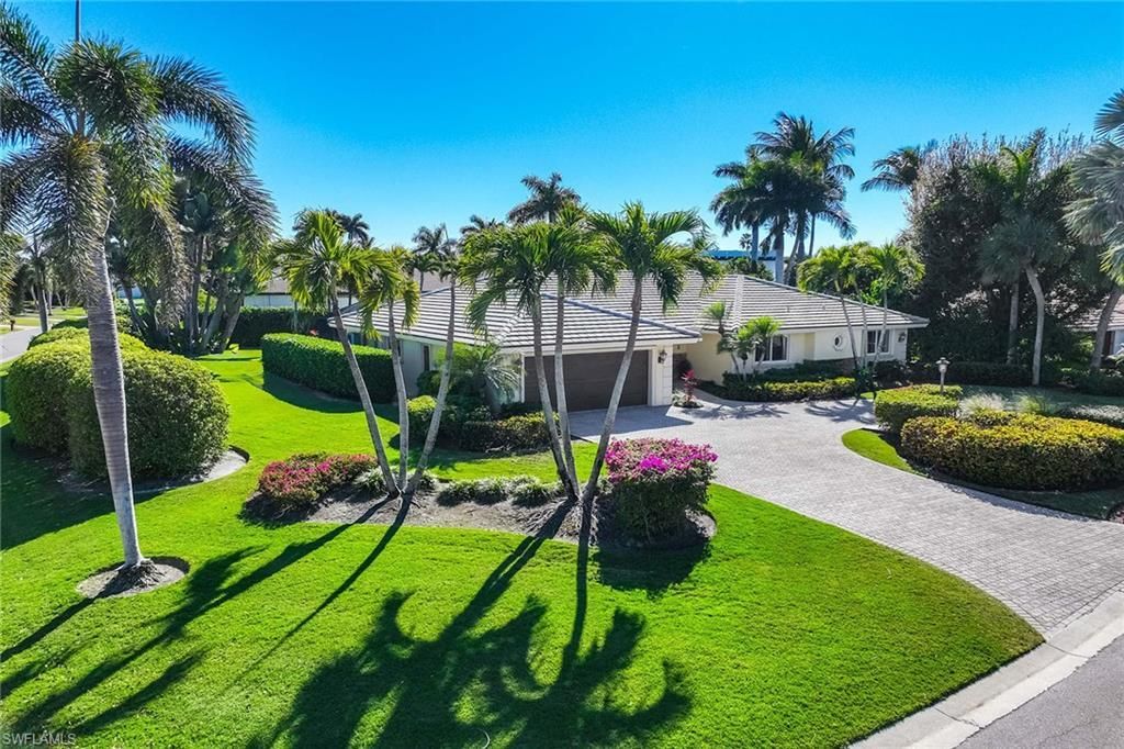 688 Parkview Ln, Naples, FL 34103 Photo