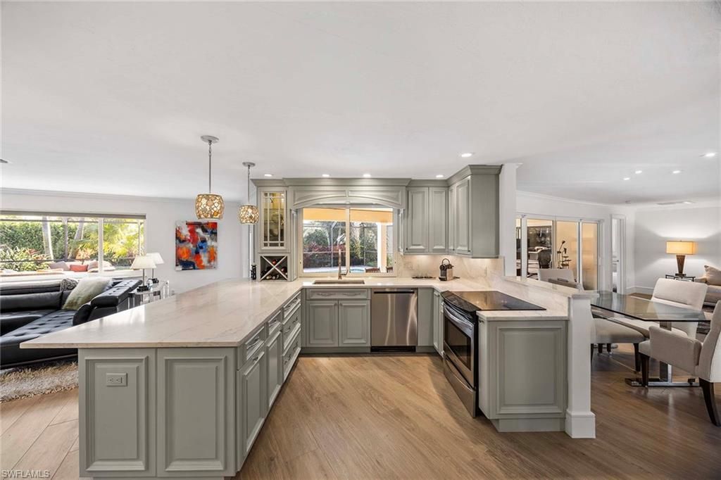 688 Parkview Ln, Naples, FL 34103 Photo