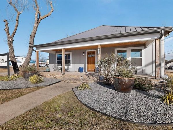 1007 S Washington Street , Kaufman, TX 75142