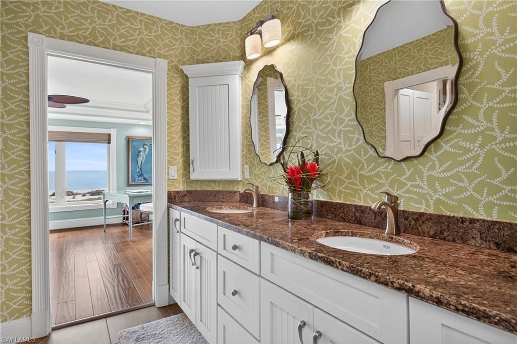 431 Bella Vista Way E, Sanibel, FL 33957 Photo