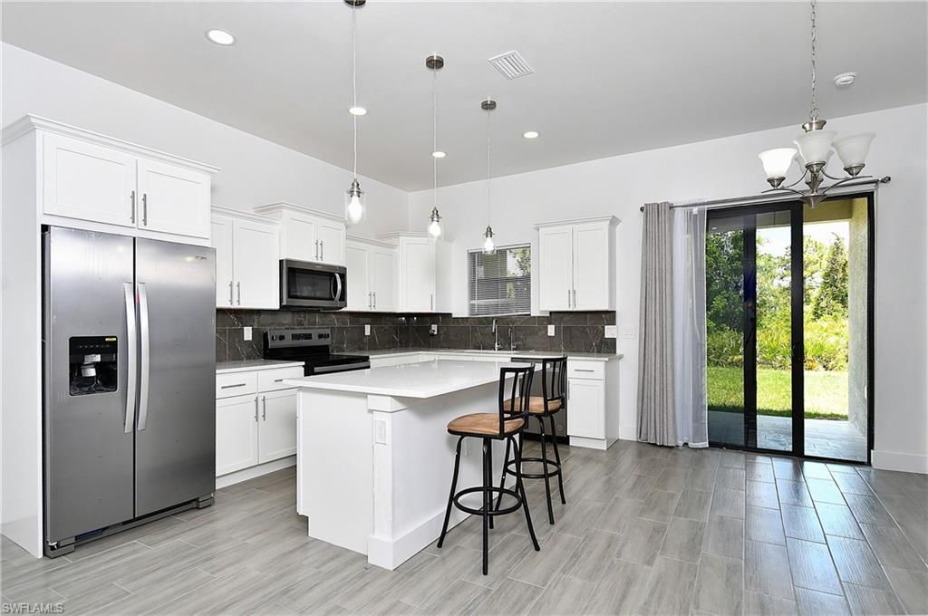 859 Eisenhower Blvd, Lehigh Acres, FL 33974 Photo