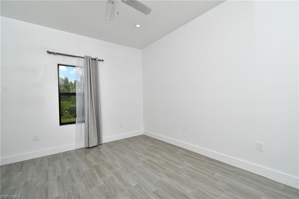 859 Eisenhower Blvd, Lehigh Acres, FL 33974 Photo