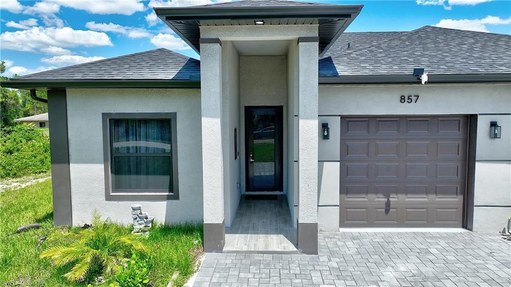 859 Eisenhower Blvd, Lehigh Acres, FL 33974 Photo