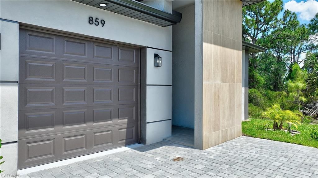 859 Eisenhower Blvd, Lehigh Acres, FL 33974 Photo