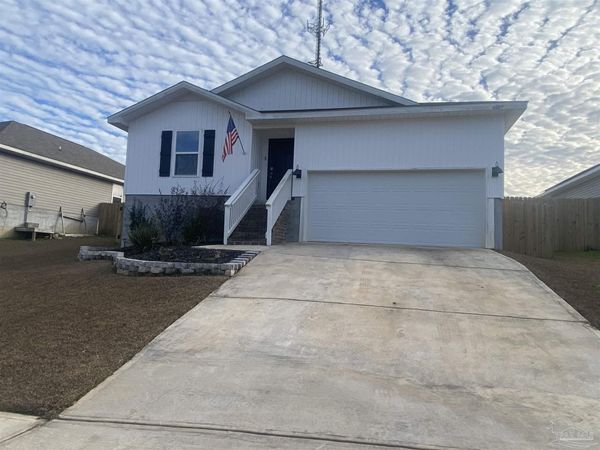 6089 Secretariat Way, Pensacola, FL 32526