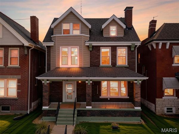 5849 De Giverville Avenue, St Louis, MO 63112