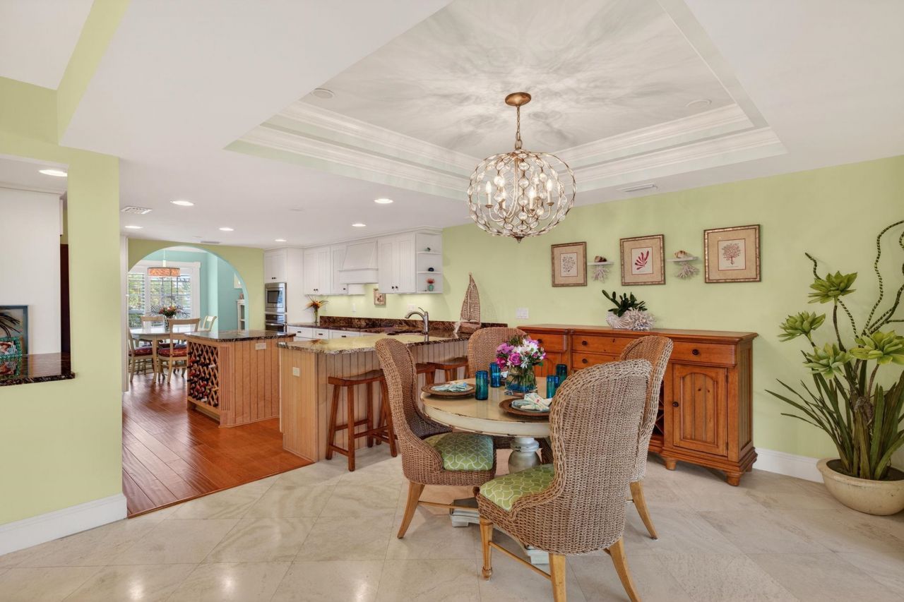 431 Bella Vista Way E, Sanibel, FL 33957 Photo