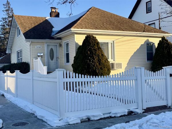 137-03 244th Street, Rosedale, NY 11422