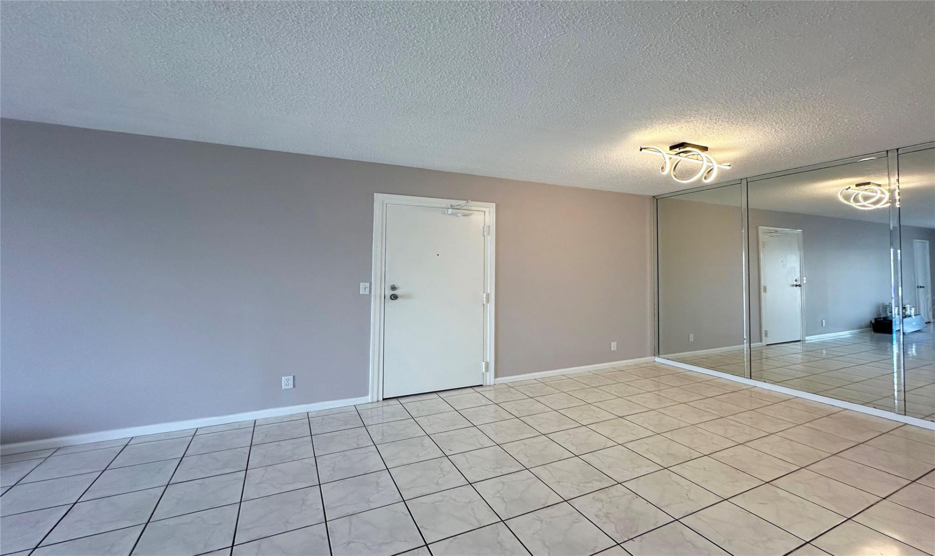 6229 Bay Club Drive, Unit 4, Fort Lauderdale, FL 33308 Photo