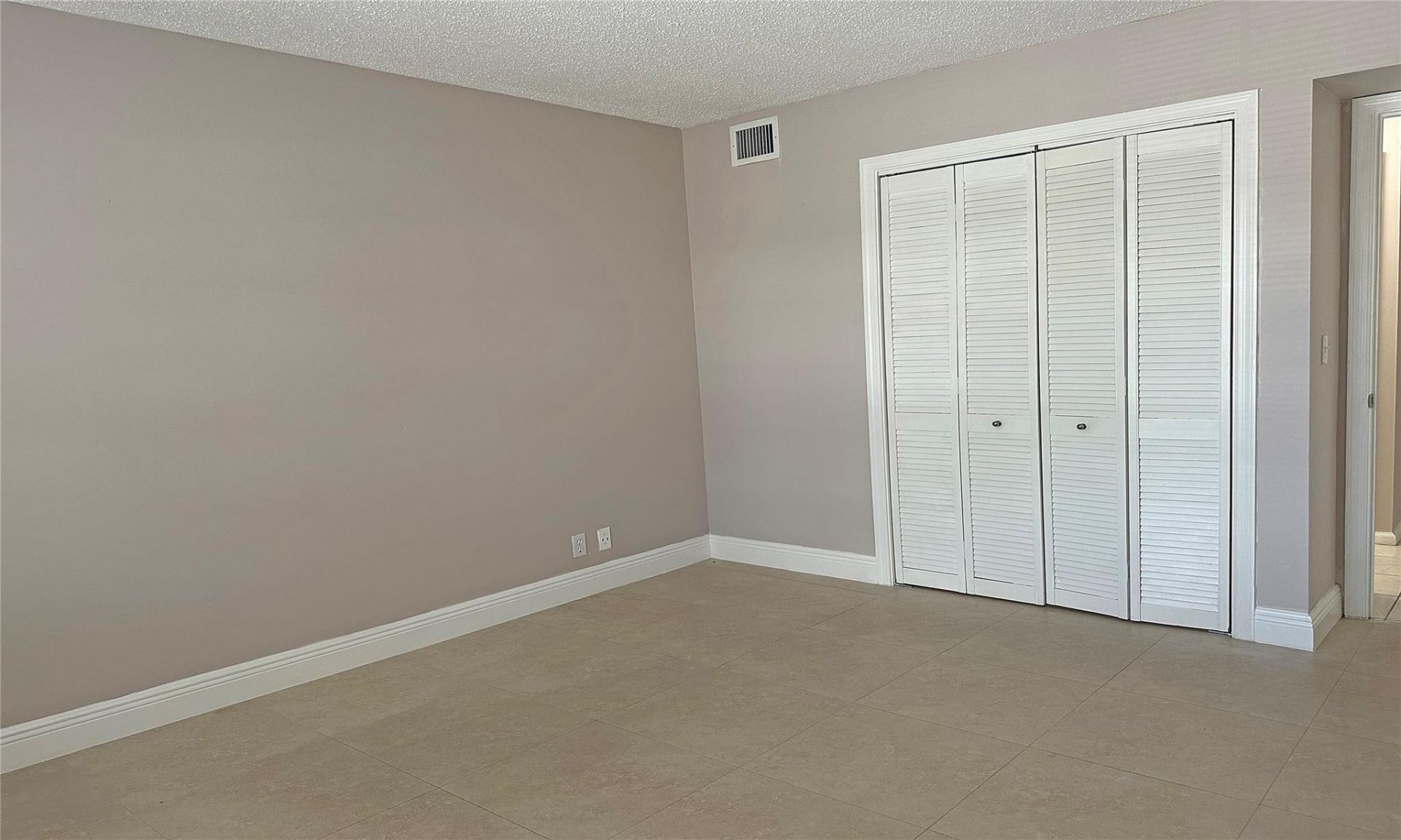 6229 Bay Club Drive, Unit 4, Fort Lauderdale, FL 33308 Photo