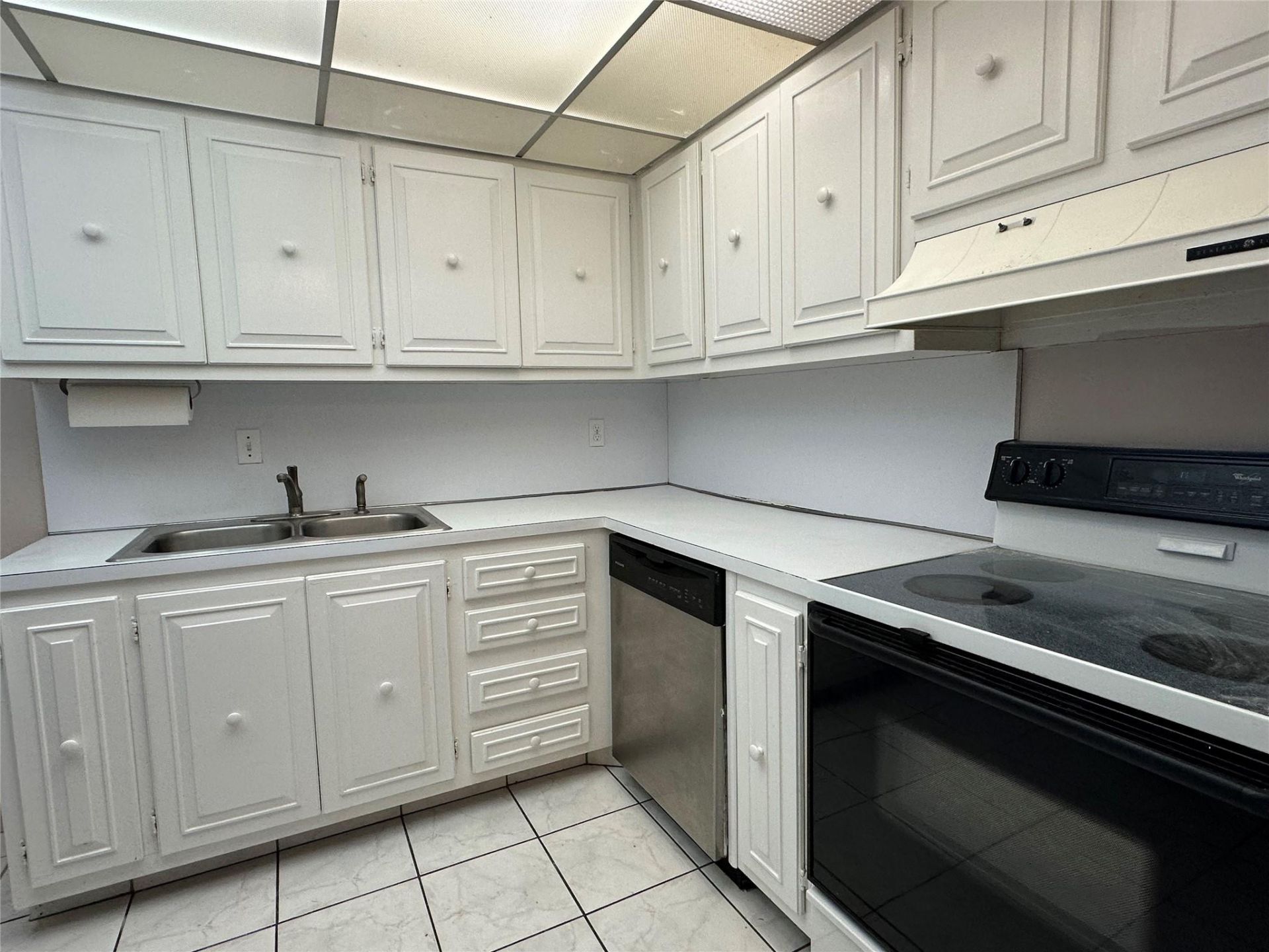 6229 Bay Club Drive, Unit 4, Fort Lauderdale, FL 33308 Photo