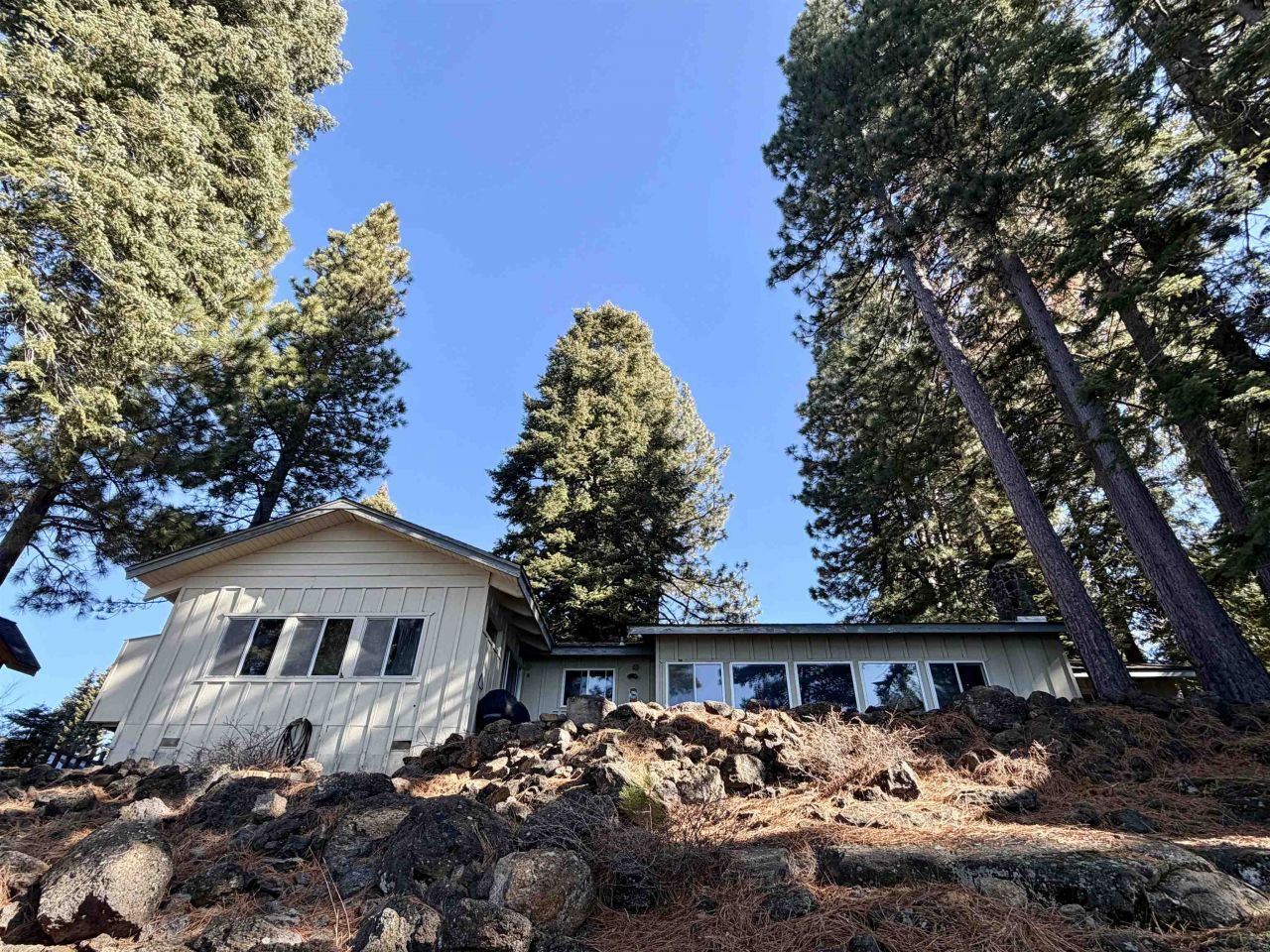 1401 Lassen View Drive, Lake Almanor, CA 96137 Photo