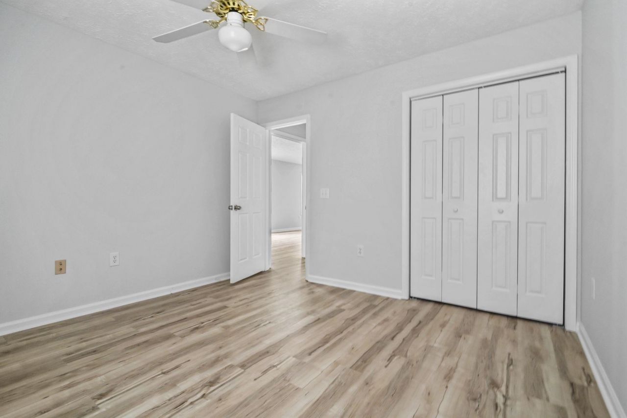 597 Blue River Ct. Photo 19