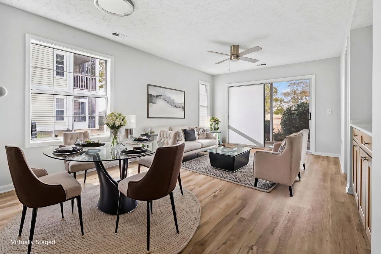 597 Blue River Ct. Photo 7