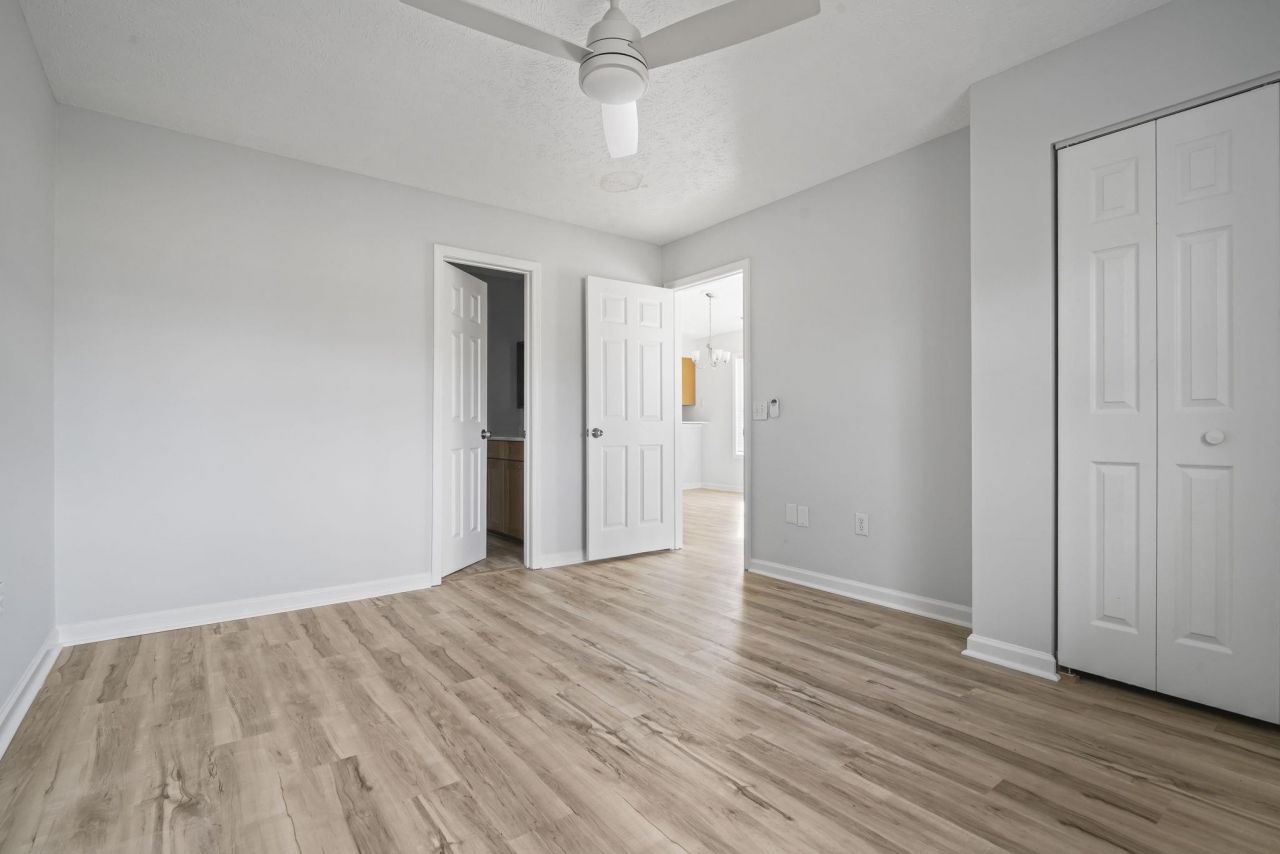 529 White River Dr. Photo 13