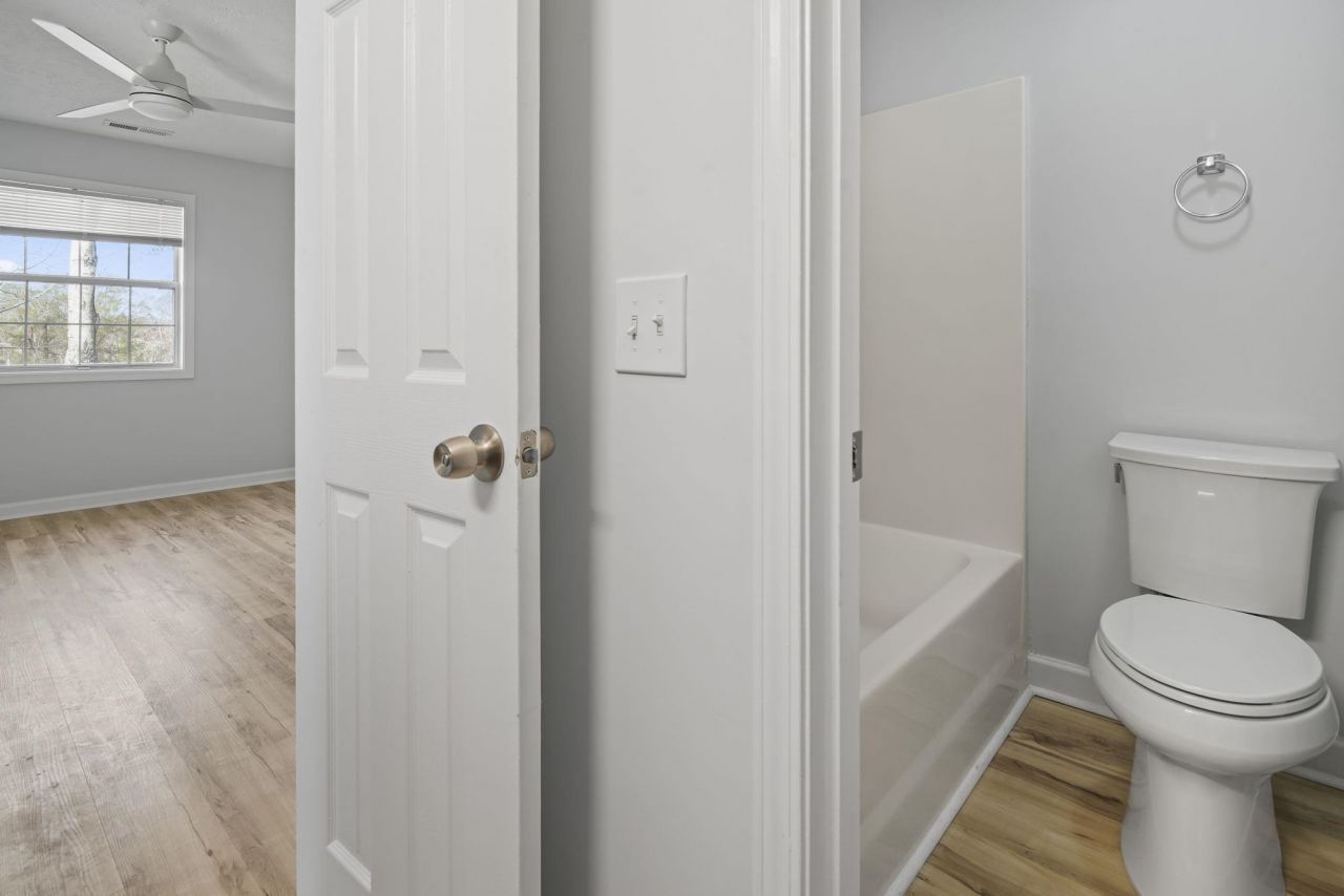 529 White River Dr. Photo 15