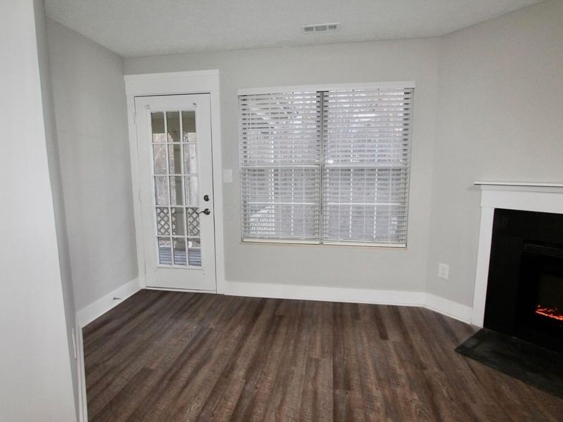 6478 Reflections Drive, Unit C, Dublin, OH 43017 Photo 3