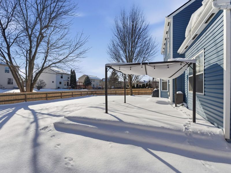 8569 Robbins Loop Drive, Reynoldsburg, OH 43068 Photo 6