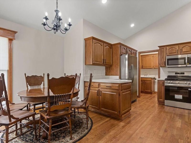 2665 Vililly Circle W, Grove City, OH 43123 Photo 10