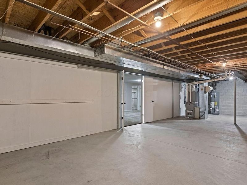 2665 Vililly Circle W, Grove City, OH 43123 Photo 32