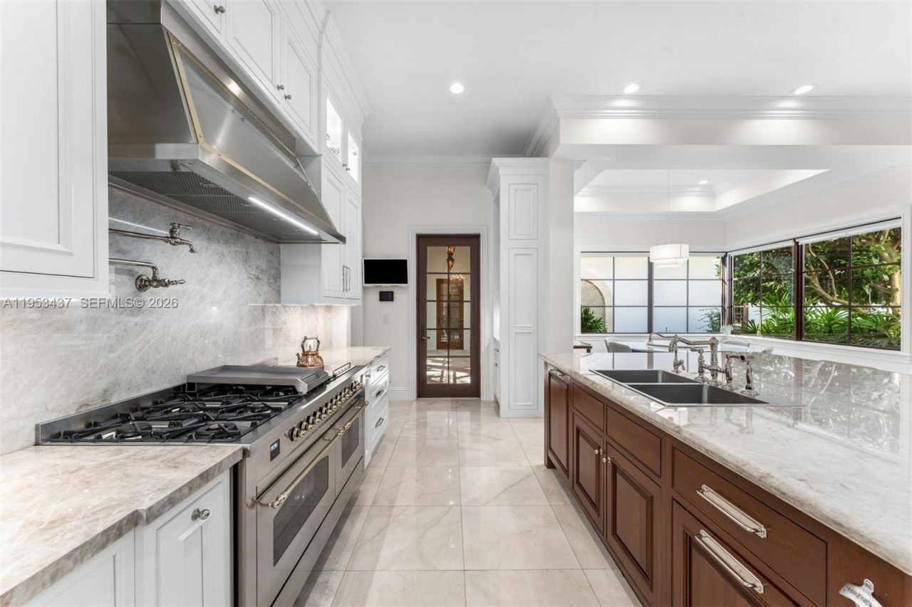 5865 SW 96th St, Pinecrest, FL 33156 Photo