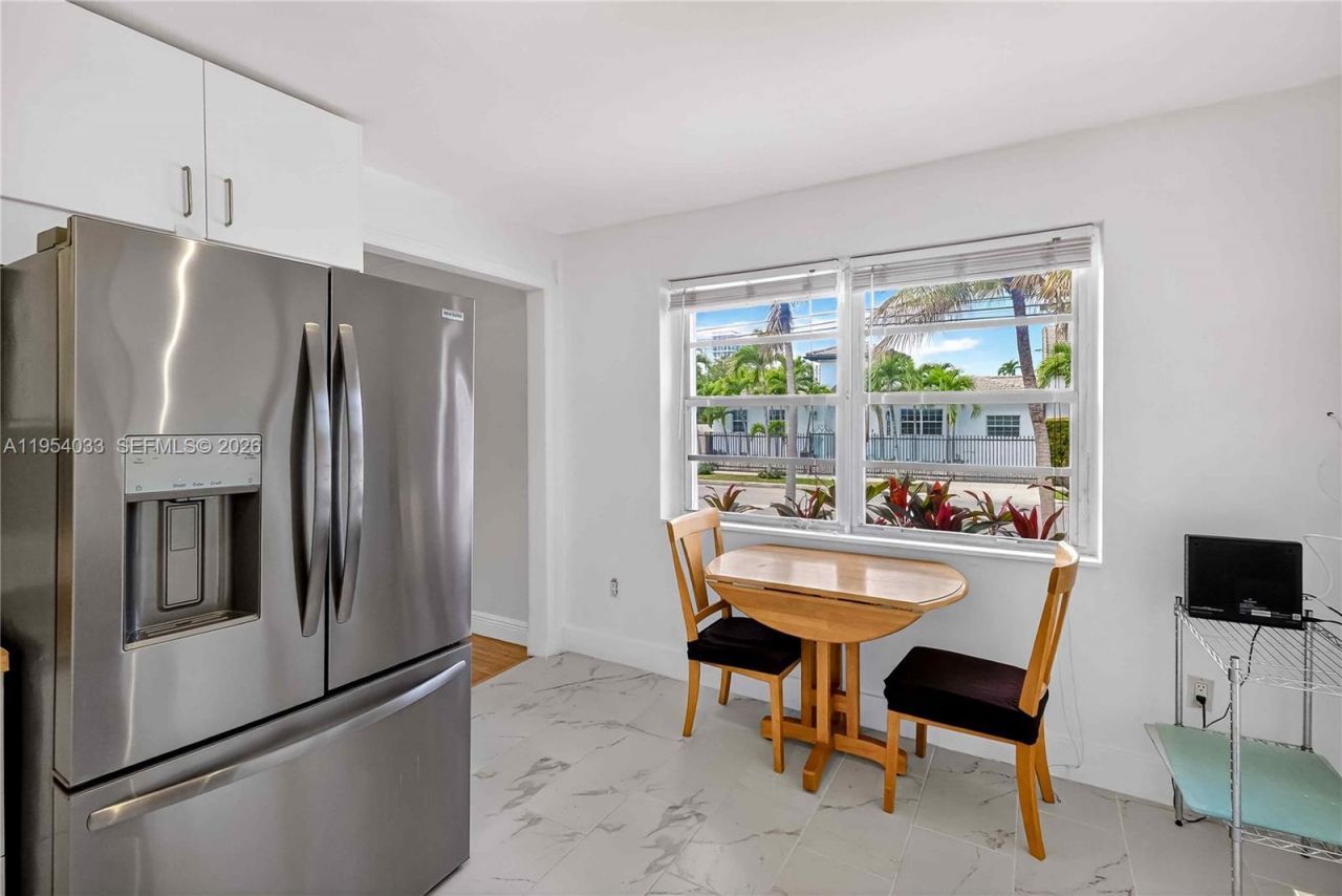 2399 SW 26th Lane, Miami, FL 33133 Photo