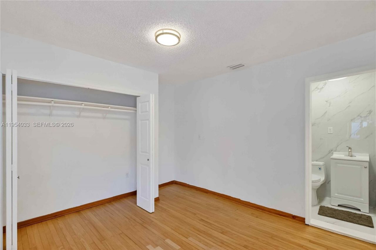 2399 SW 26th Lane, Miami, FL 33133 Photo