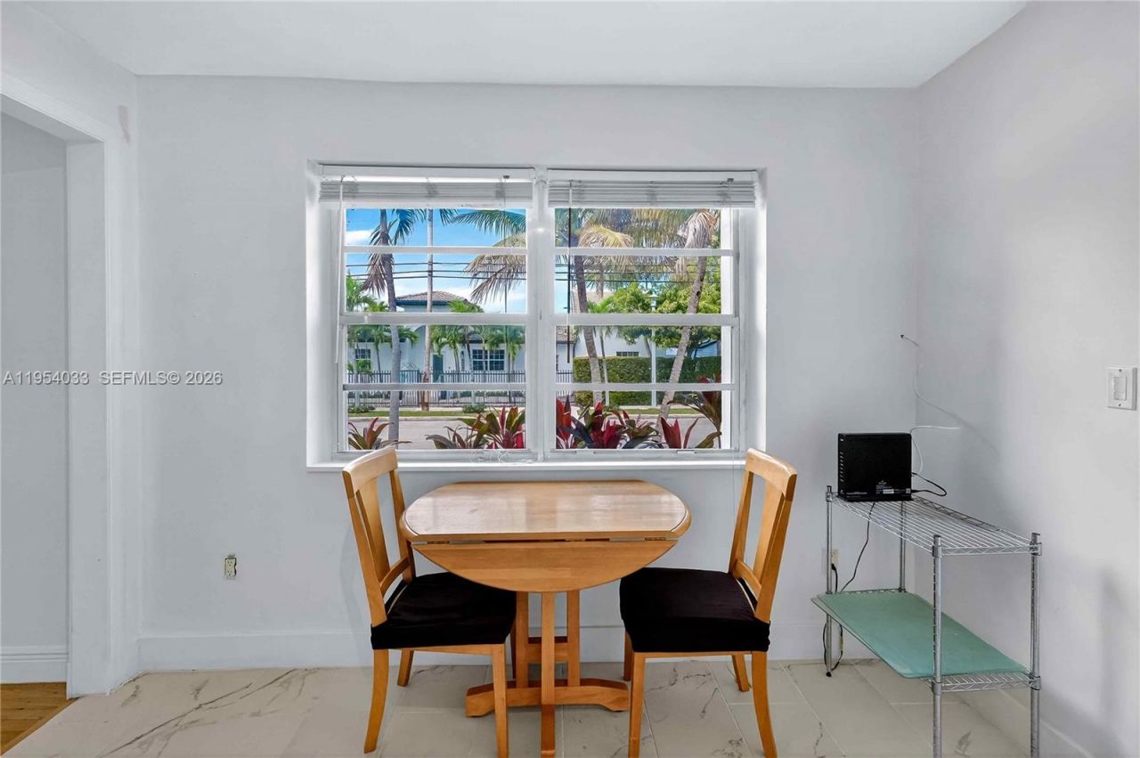 2399 SW 26th Lane, Miami, FL 33133 Photo