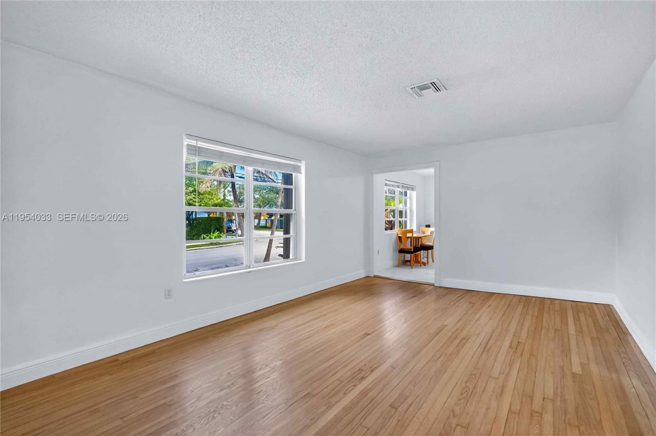 2399 SW 26th Lane, Miami, FL 33133 Photo