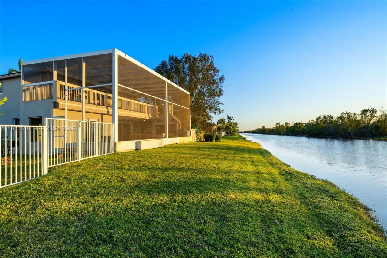 1828 Aspen Ln , Weston, FL 33327 Photo