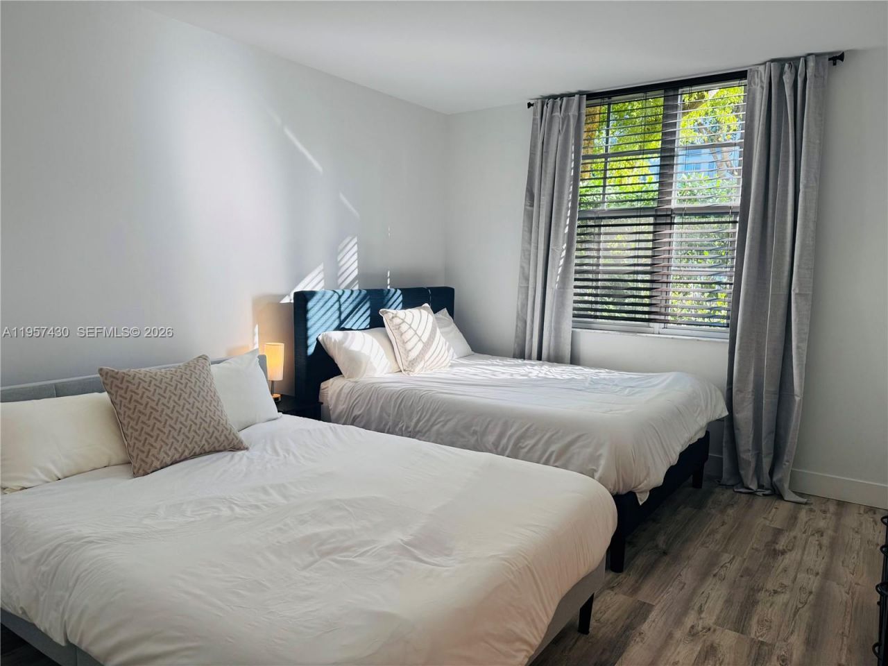 19555 E Country Club Dr , Unit 8108, Aventura, FL 33180 Photo