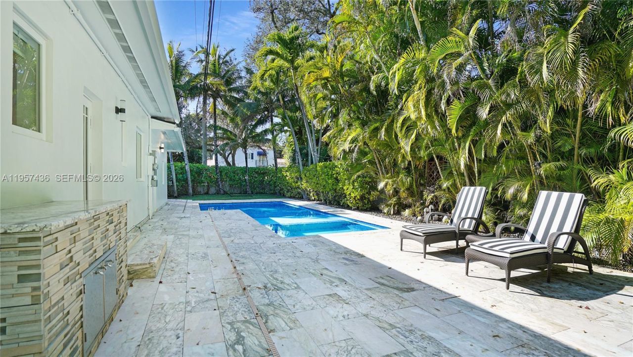 711 Sunset Rd, Unit 711, Coral Gables, FL 33143 Photo