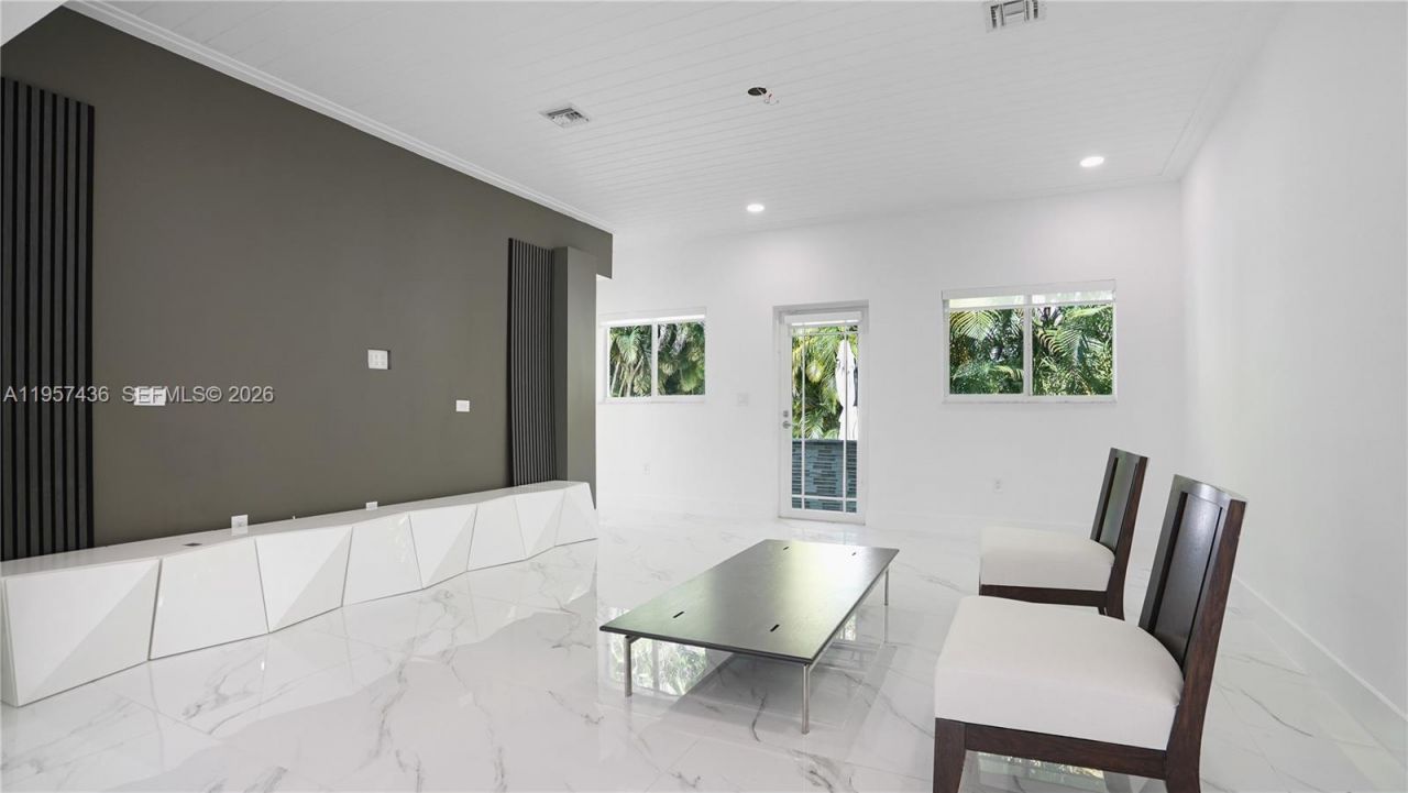 711 Sunset Rd, Unit 711, Coral Gables, FL 33143 Photo