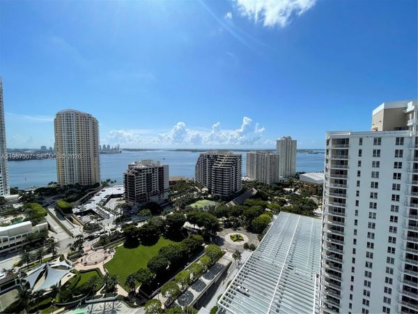 801 Brickell Key Blvd, Unit 2511, Miami, FL 33131