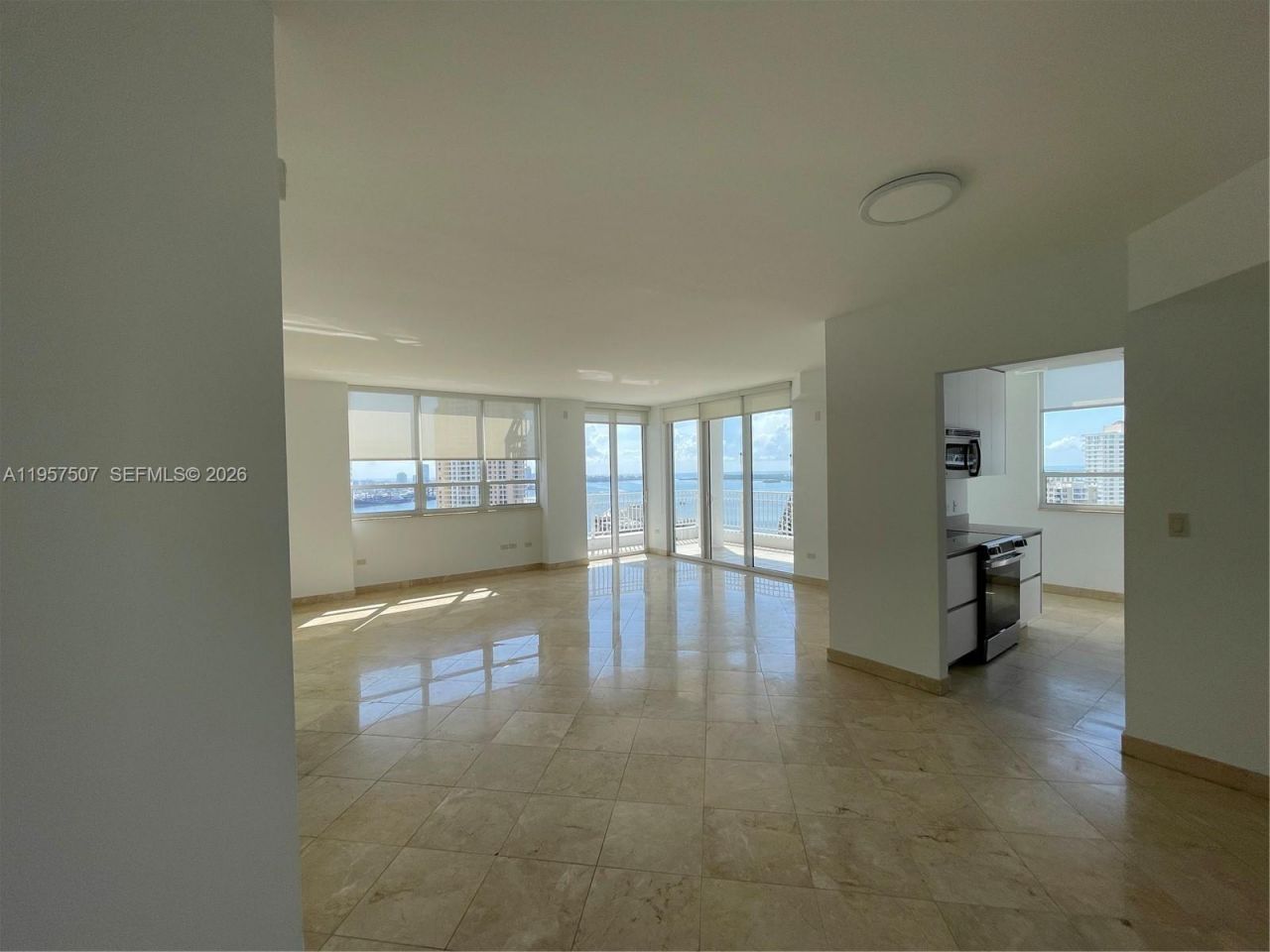 801 Brickell Key Blvd, Unit 2511, Miami, FL 33131 Photo