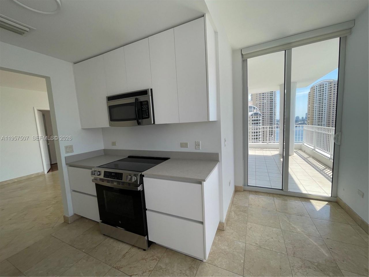 801 Brickell Key Blvd, Unit 2511, Miami, FL 33131 Photo