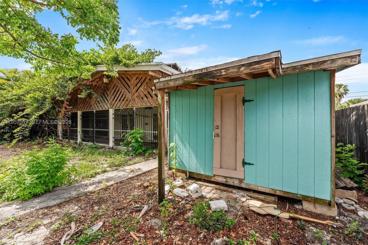 6073 NW 27th St , Margate, FL 33063 Photo