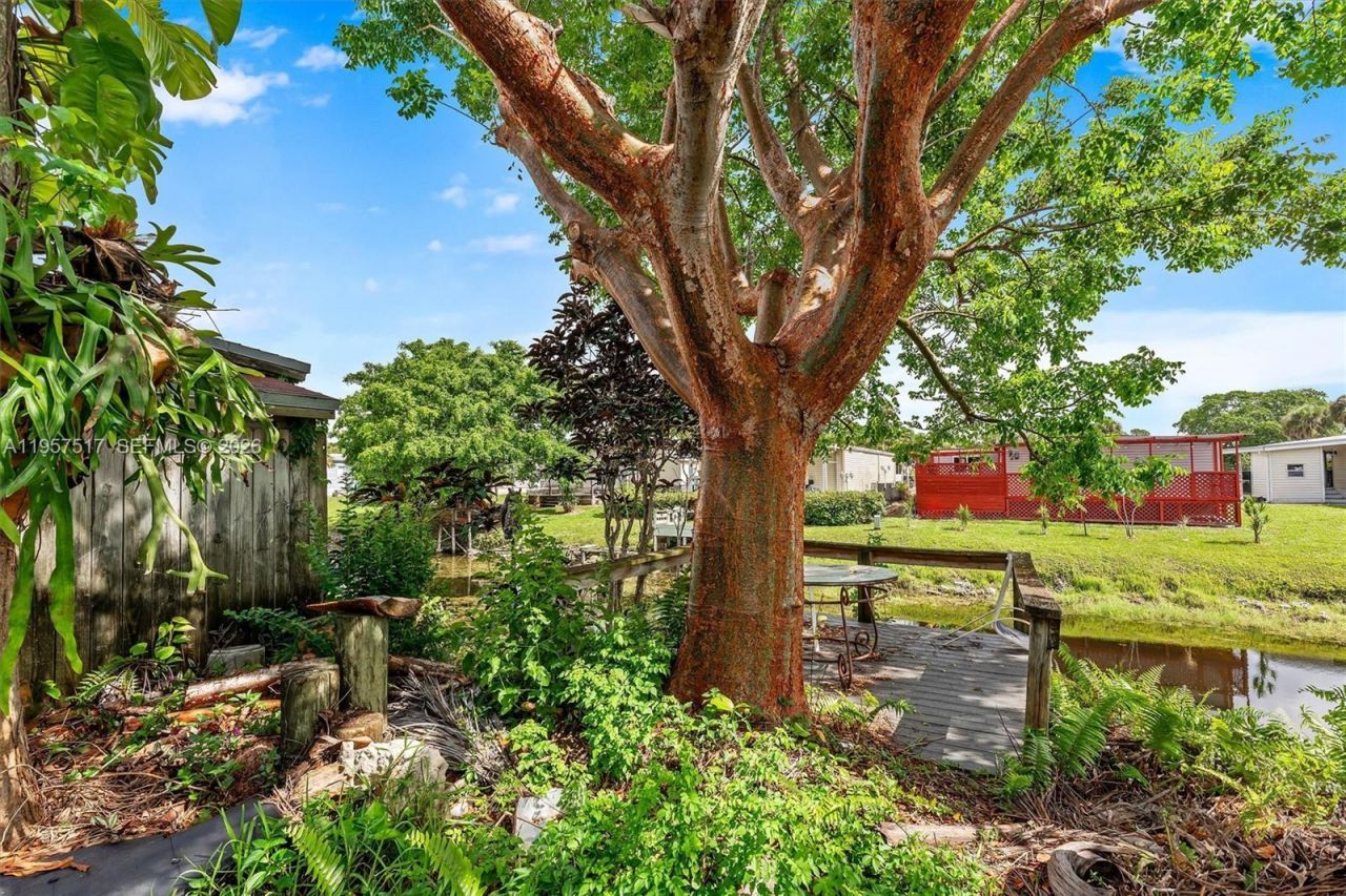 6073 NW 27th St , Margate, FL 33063 Photo