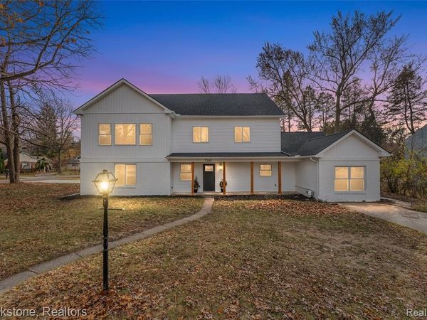 7369 Sweetbriar, West Bloomfield Twp, MI 48324