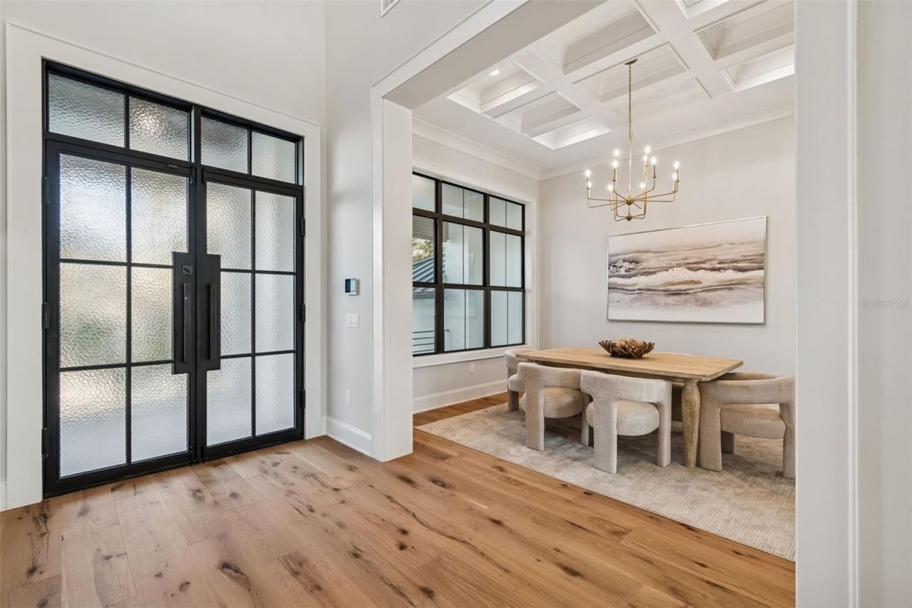 5032 W Longfellow Avenue, Tampa, FL 33629 Photo