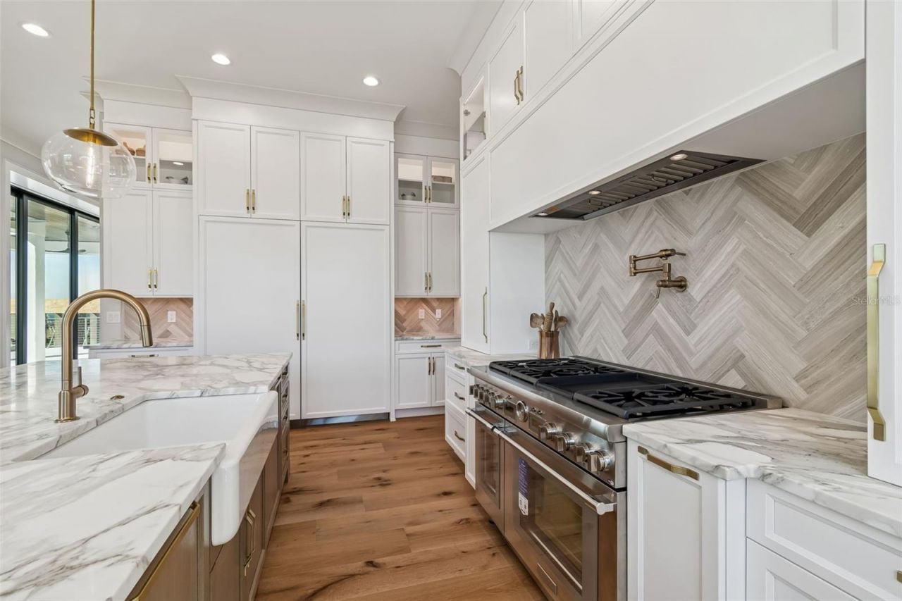 5032 W Longfellow Avenue, Tampa, FL 33629 Photo